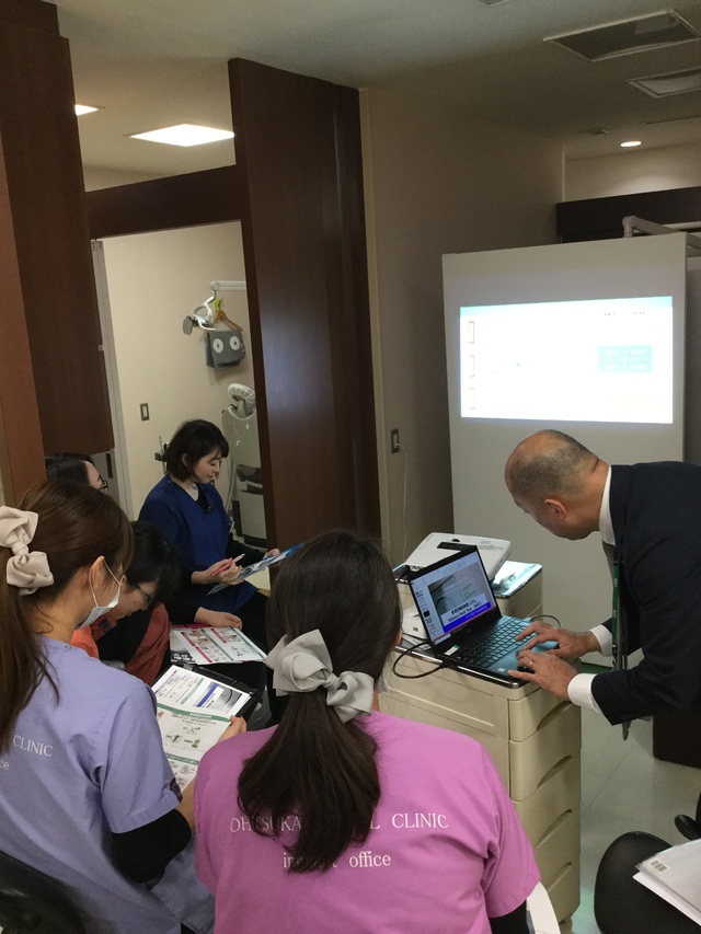 みんなで勉強中〜！